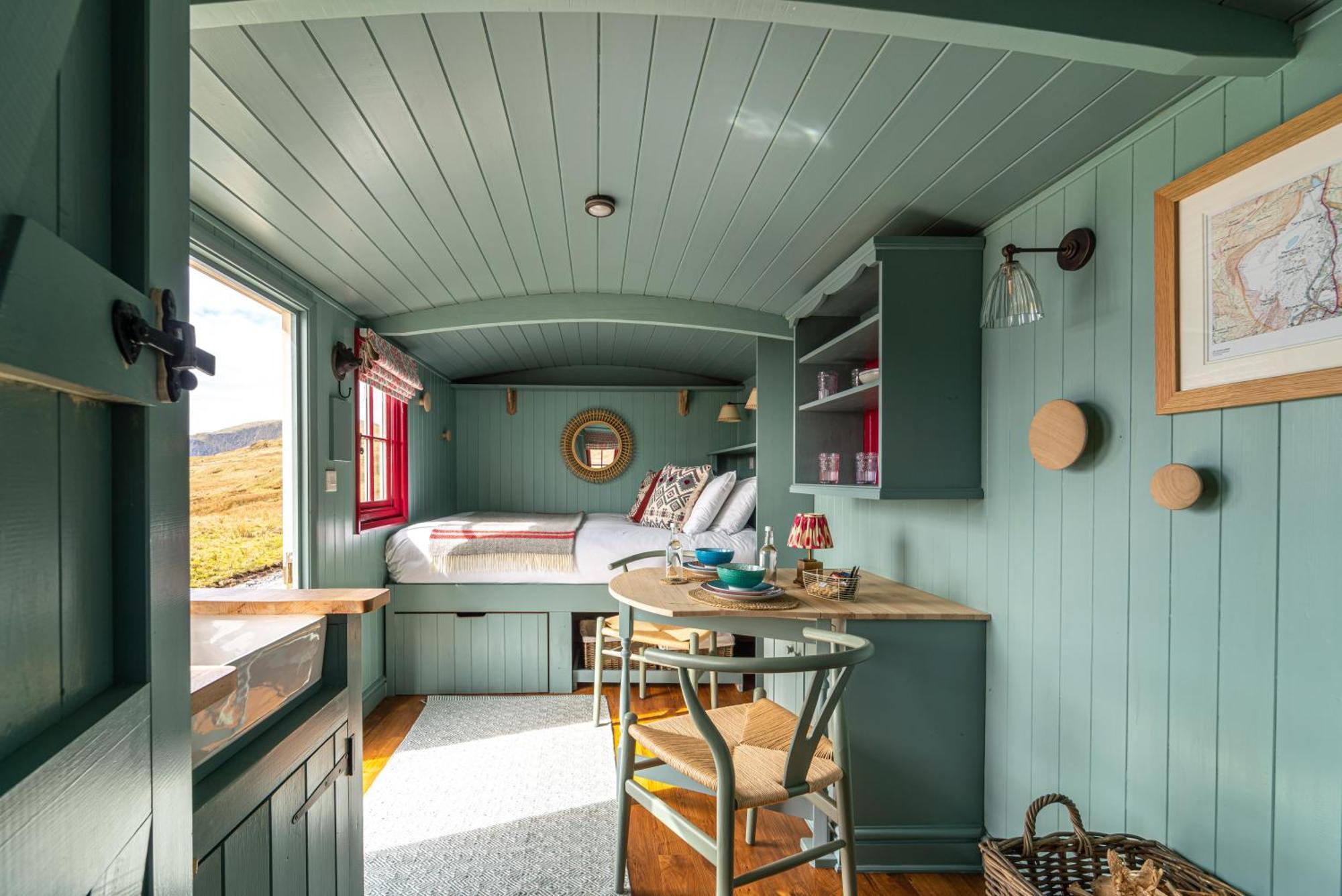 Barlwyd Glamping Hotel Блайнай-Фестиньог Екстериор снимка